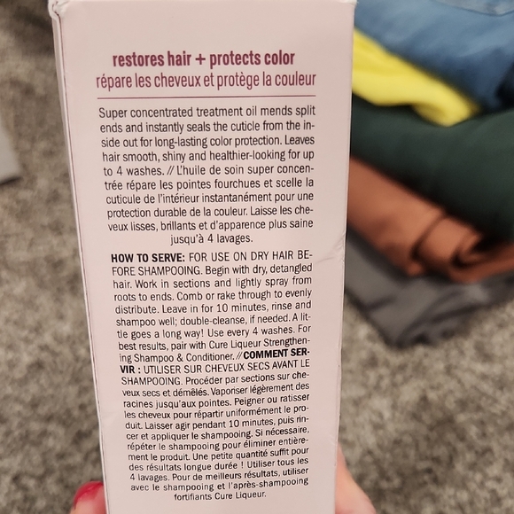 Drybar Cure Liqueur Pre-Shampoo Oil - White and Pink Packaging - Picture 4 of 6